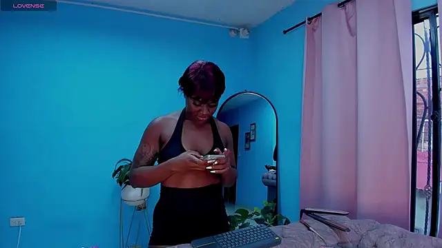 IsabellaBromsS online show from March 2026 10:38:02 PM