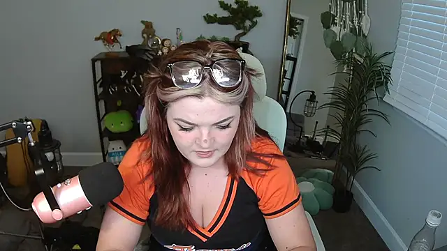 rodeobrii online show from March 2026 10:58:02 PM