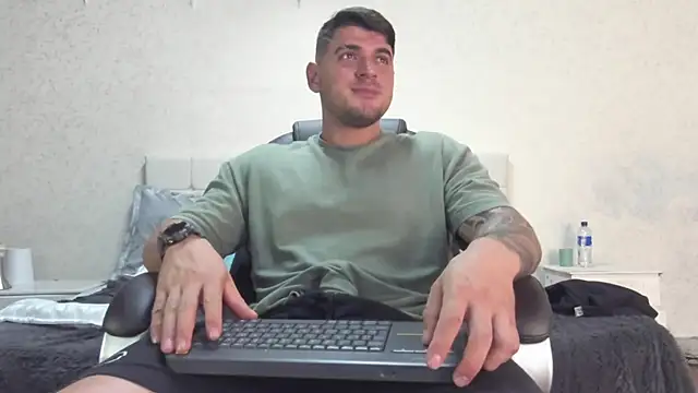 Teilor Creed online show from March 2025 05:16:02 PM