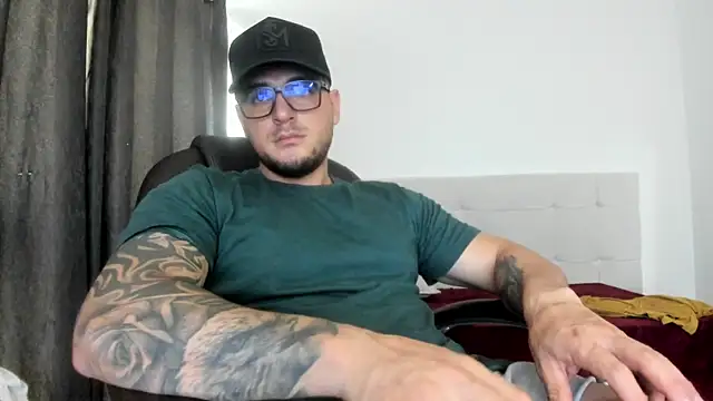 Teilor Creed online show from November 2025 08:20:02 PM