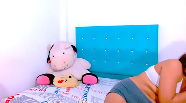 ladypussy69 online show from December 2024 03:04:02 AM