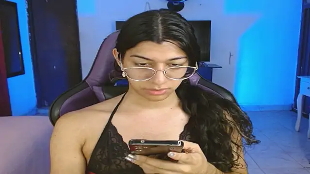 engielphoenis14 online show from February 2026 12:59:01 AM