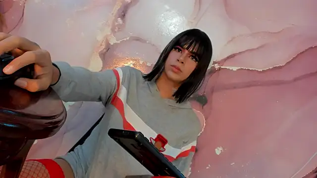 Snapshot of Tiff_Valentine chatting on February 2025 08:18:01 AM Tiff Valentine online show from February 2025 08:18:01 AM