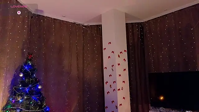 NaokoStifel online show from December 2025 01:02:02 AM