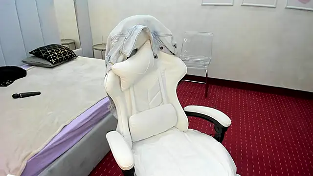 patriciakeys online show from January 2025 07:17:01 AM