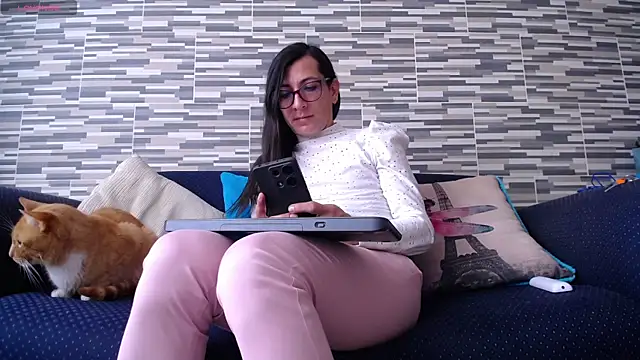 VioletaGomezCo online show from November 2025 03:02:01 PM