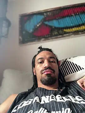 Snapshot of hotcamboy420 chatting on February 2025 06:54:02 PM hotcamboy420 online show from February 2025 06:54:02 PM