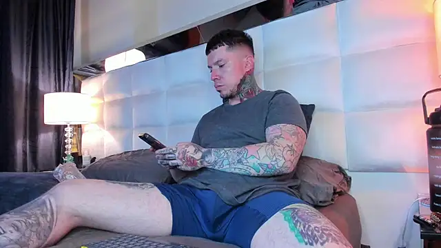 Snapshot of Adam_tatto chatting on September 2025 02:13:01 AM Adam tatto online show from September 2025 02:13:01 AM