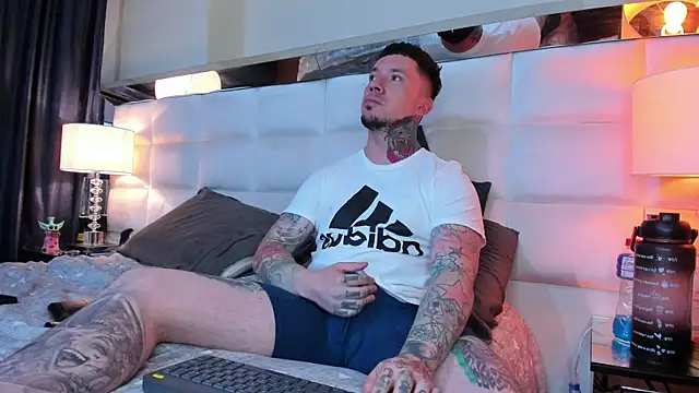 Snapshot of Adam_tatto chatting on October 2025 04:54:01 AM Adam tatto online show from October 2025 04:54:01 AM