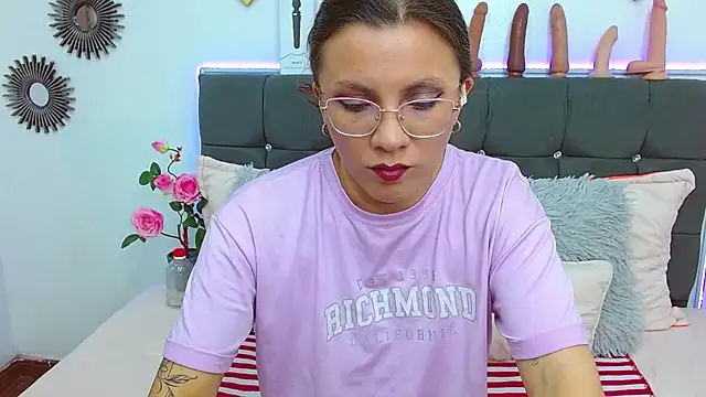 karlamorris  online show from March 2025 04:51:02 PM