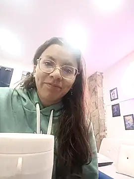 karlamorris  online show from September 2025 01:36:02 PM