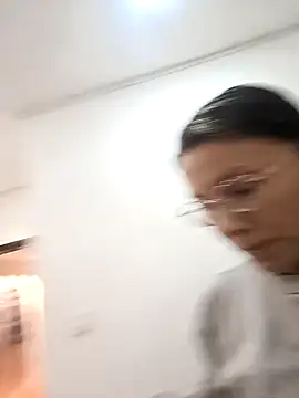 karlamorris  online show from October 2025 02:04:02 PM