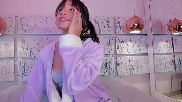 Snapshot of Sophy_SmileSweet chatting on January 2025 02:59:01 PM Sophy SmileSweet online show from January 2025 02:59:01 PM