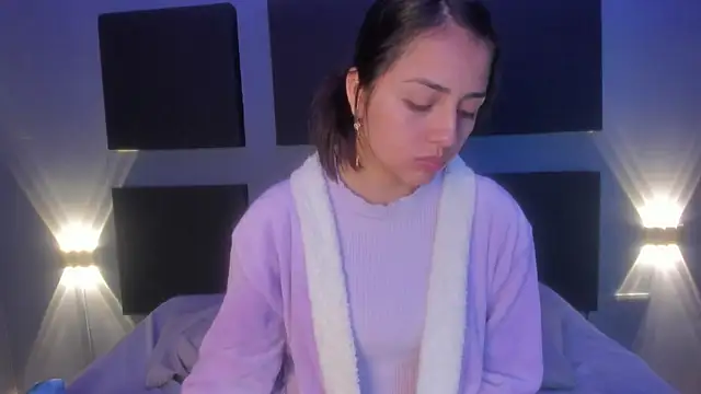 Snapshot of Sophy_SmileSweet chatting on January 2025 11:48:01 AM Sophy SmileSweet online show from January 2025 11:48:01 AM