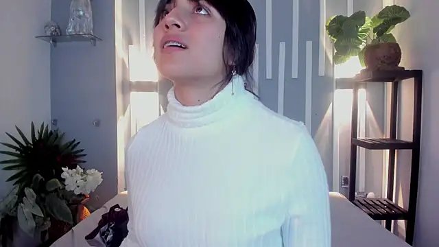 Snapshot of Sophy_SmileSweet chatting on February 2025 11:54:01 AM Sophy SmileSweet online show from February 2025 11:54:01 AM