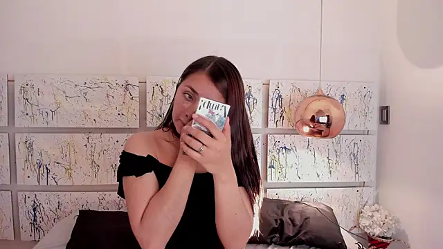 Snapshot of Sophy_SmileSweet chatting on April 2026 12:02:01 PM Sophy SmileSweet online show from April 2026 12:02:01 PM