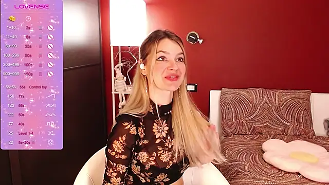 Snapshot of sexy_blondegirl chatting on December 2024 01:32:01 PM sexy blondegirl online show from December 2024 01:32:01 PM
