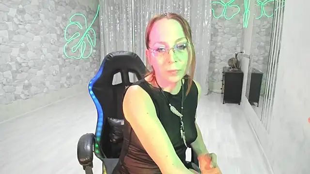 JessicaFamee online show from October 2025 10:36:01 PM