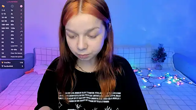 Snapshot of crystal_lilith chatting on December 2024 06:59:01 PM crystal lilith online show from December 2024 06:59:01 PM