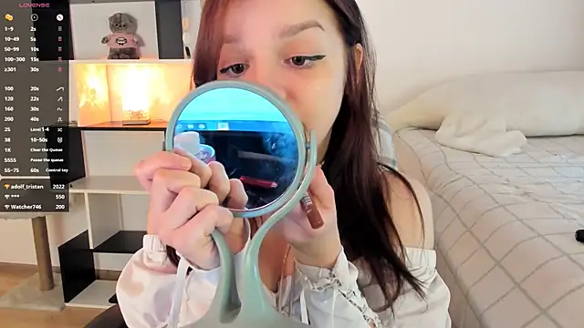 Snapshot of crystal_lilith chatting on March 2025 01:27:02 PM crystal lilith online show from March 2025 01:27:02 PM