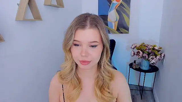 FollowLovee online show from January 2026 03:43:02 AM