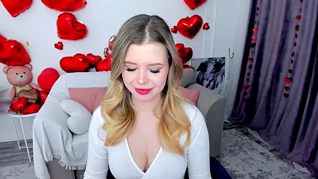 FollowLovee online show from February 2026 08:26:02 PM