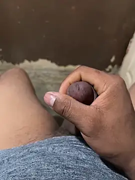 Snapshot of Luis455gomez chatting on February 2025 05:56:01 AM Luis455gomez online show from February 2025 05:56:01 AM