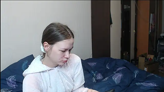Snapshot of leila_bambi_ chatting on March 2025 05:50:02 PM leila bambi online show from March 2025 05:50:02 PM