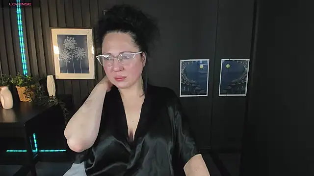 Snapshot of Anita_Muse chatting on January 2025 01:42:02 PM Anita Muse online show from January 2025 01:42:02 PM