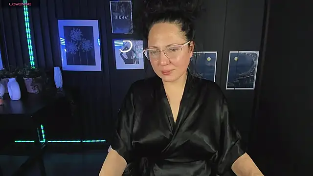 Snapshot of Anita_Muse chatting on January 2025 10:55:02 PM Anita Muse online show from January 2025 10:55:02 PM