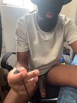 Snapshot of JaroDawg47 chatting on January 2025 08:54:02 AM JaroDawg47 online show from January 2025 08:54:02 AM