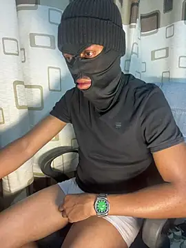 Snapshot of JaroDawg47 chatting on February 2025 06:43:02 PM JaroDawg47 online show from February 2025 06:43:02 PM