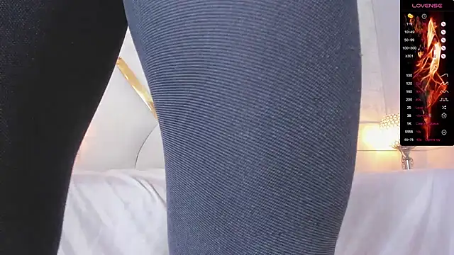 Donnapaul online show from October 2025 12:28:01 PM