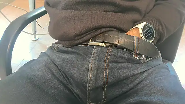 alessandroman2114 online show from March 2026 11:50:01 AM