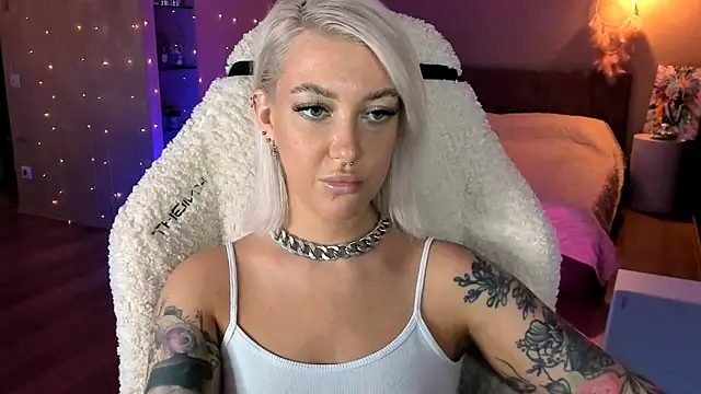 tykioty Miley online show from November 2025 10:59:02 AM