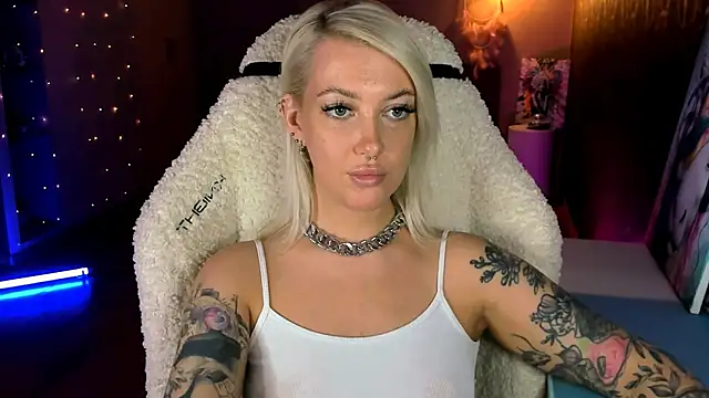 tykioty Miley online show from March 2026 01:11:01 PM