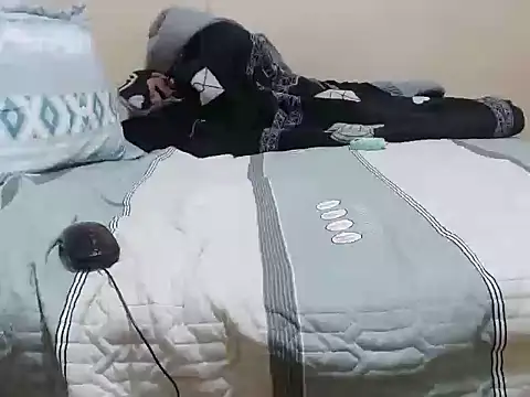 A logan41 online show from November 2025 01:27:01 AM