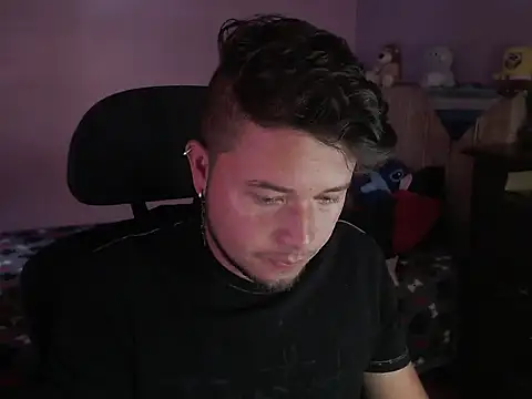 JOHANLEON1 online show from August 2026 07:38:01 PM