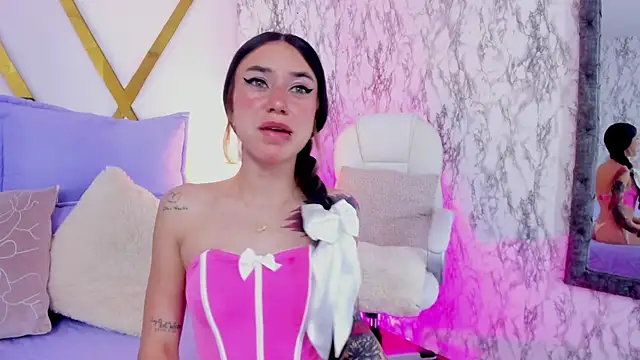 Athziry  online show from January 2025 09:20:01 PM