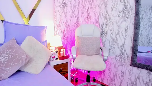 Athziry  online show from January 2025 09:23:02 PM