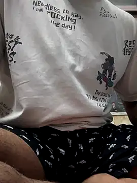 Snapshot of mrtoy121 chatting on September 2025 05:13:01 PM mrtoy121 online show from September 2025 05:13:01 PM