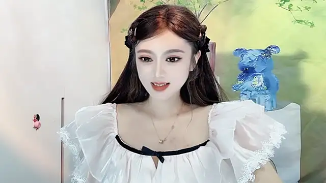 VIWVI online show from March 2025 05:35:01 AM