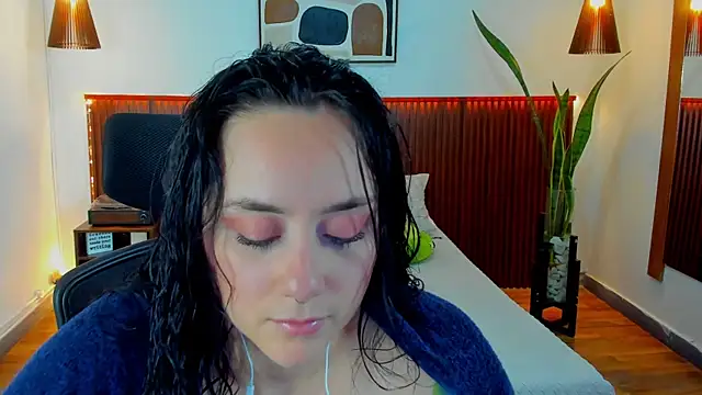 KatherineBond online show from October 2025 07:56:01 PM