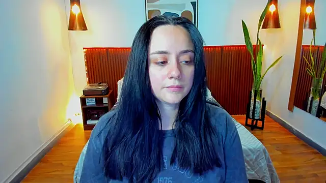 KatherineBond online show from November 2025 05:17:02 PM