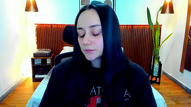 KatherineBond online show from November 2025 06:44:02 PM