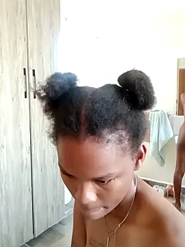 Snapshot of kelsie421 chatting on February 2025 05:48:02 AM kelsie421 online show from February 2025 05:48:02 AM