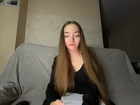 Snapshot of BarbaraFantasy chatting on January 2025 09:35:02 PM BarbaraFantasy online show from January 2025 09:35:02 PM