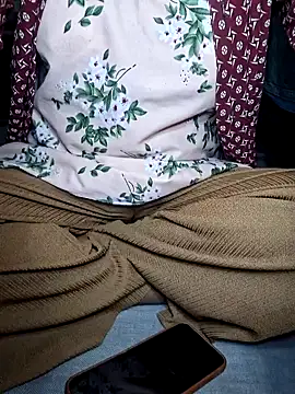 Priya Bong online show from October 2025 01:30:02 AM