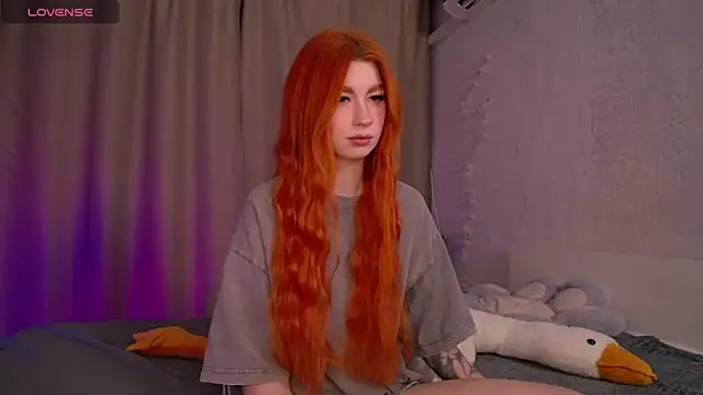 Snapshot of Evaa_Moonn_ chatting on December 2024 03:40:02 AM Evaa Moonn  online show from December 2024 03:40:02 AM