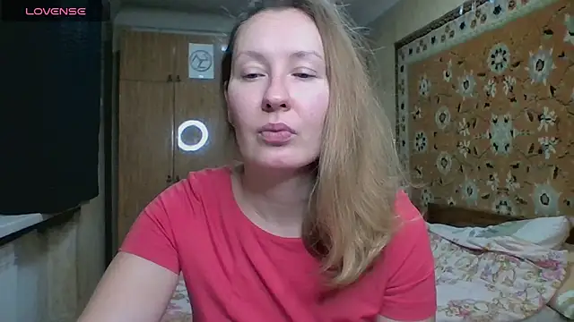 AnnaXLovers online show from November 2025 06:47:02 AM